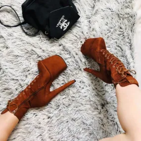 BabyDoll Chestnut - 8 INCH